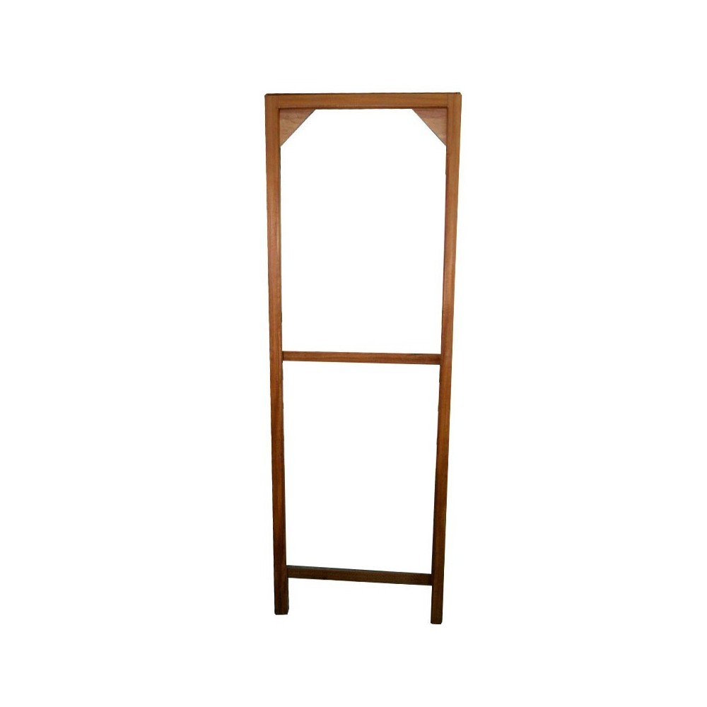 Cadre de porte en bois rouge
