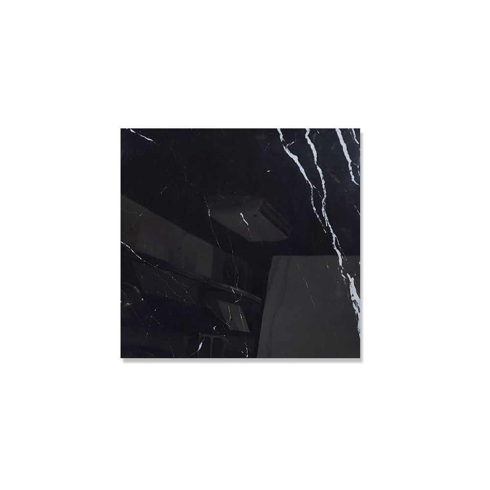BLACK FLASH